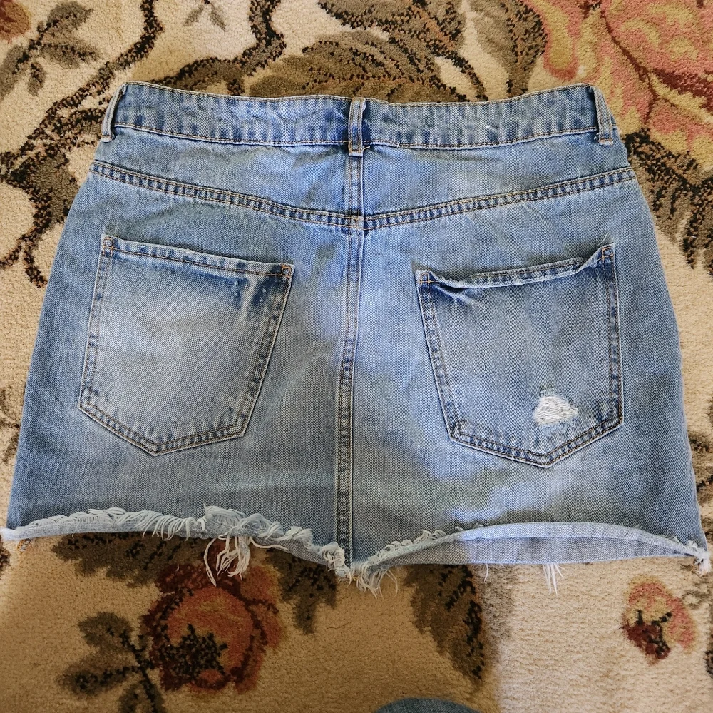 Distressed Denim Skirt - Picture 6 of 7
